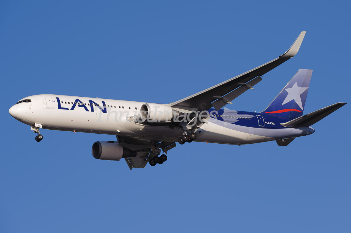 Boeing 767-375/ER CC-CRG (cn 25865/430)